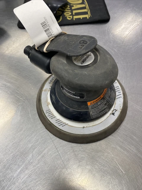 HUSKY PALM SANDER H4830 6 in. Low Vibration 683 682 Black Air