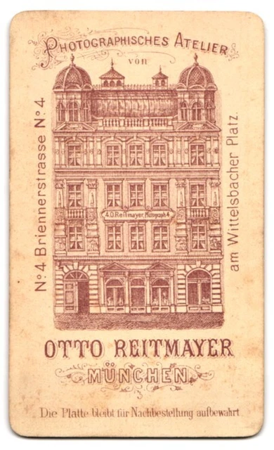 Fotografie Otto Reitmayer, München, Portrait zwei junge Frauen in Trachtekleide 2