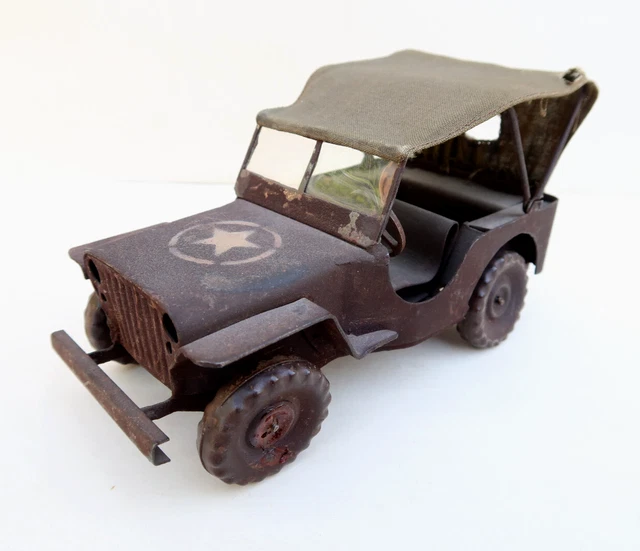Rare Jeep US en Tole Soudée 17Cm Etat d'origine JRD Jan Vino
