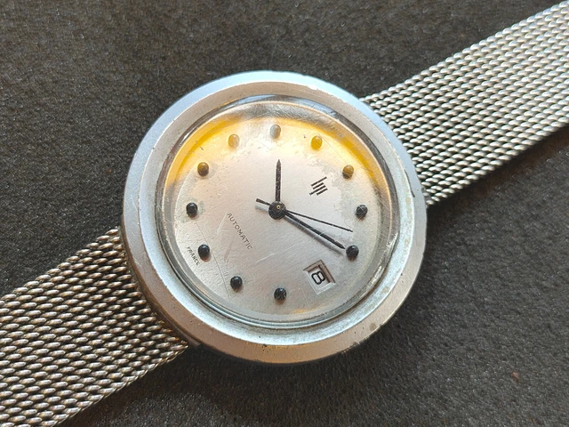 Montre LIP - Henriette - Cuir Noir Cadran Doré