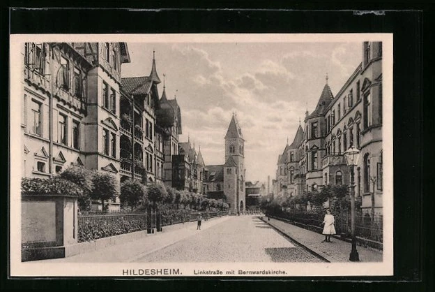 AK Hildesheim, Linkstrasse mit Bernwardskirche 1917
