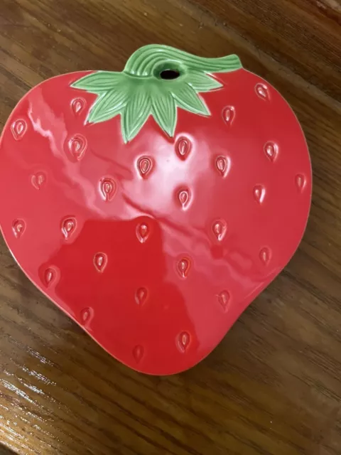 Vintage Ceramic Strawberry Shaped Plate Trivet Made In Japan