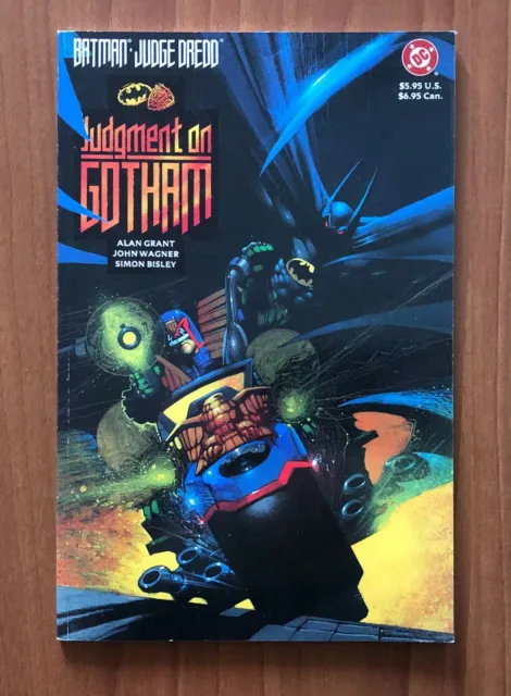 Batman Judge Dredd Judment on Gotham Alan Grant DC Comics USA 1991