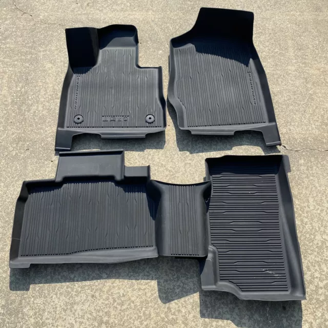 NEW 20202023 FORD Explorer Floor Mat All Weather Rubber 4Pc Oem