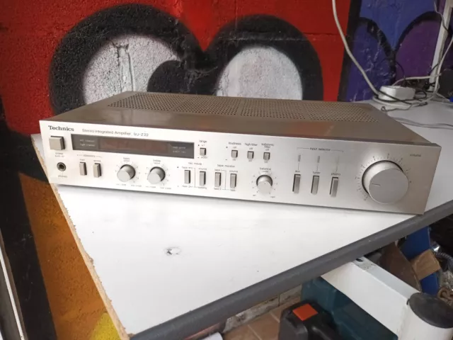 Technics SU-Z22 Amplificateur HI-FI vintage