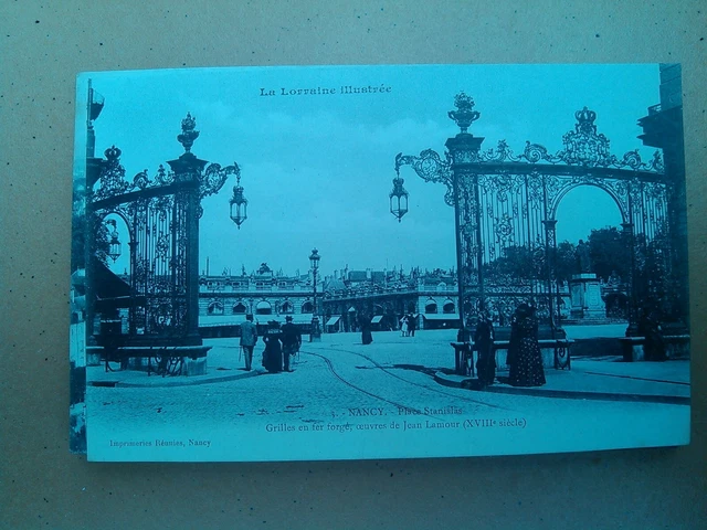 Cpa 3 Nancy Place Stanislas Animé
