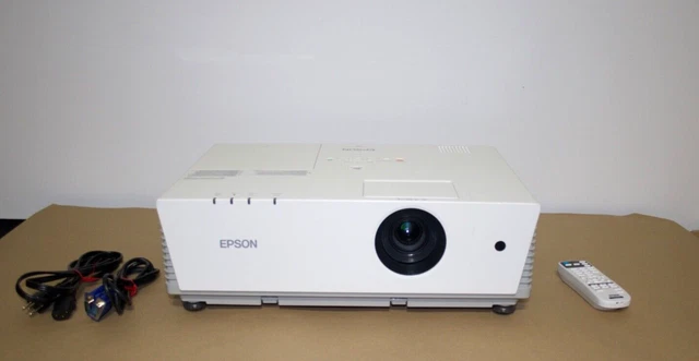 Epson 6100i PowerLite Home Theater Projector 3500 Lumens. 61 Hours on Lamp