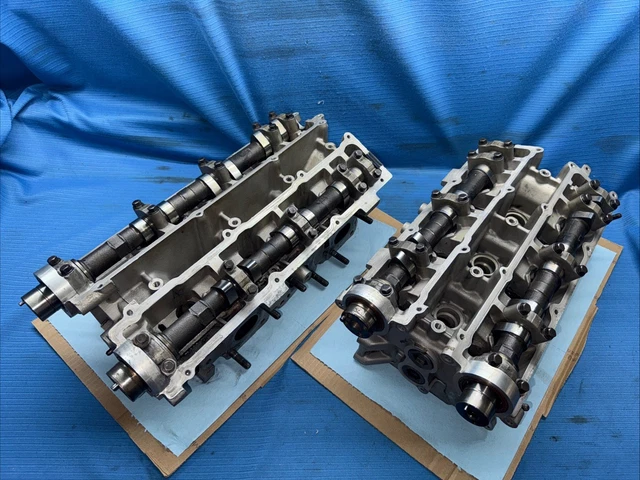 90-93 NISSAN 300ZX VG30DETT 40P Cylinder Head Set LH RH OEM
