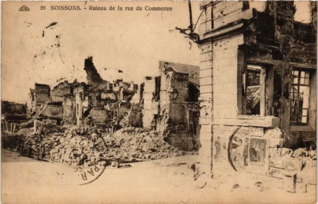 CPA AK Militaire - Soissons - Ruines de la rue du Commerce (698457)