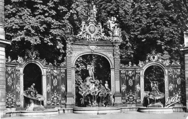 *3876 cpsm Nancy - Place Stanislas