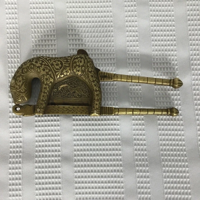 Antique African Animals Beautiful Handcrafted Engraved Brass Betel Nut Cutter