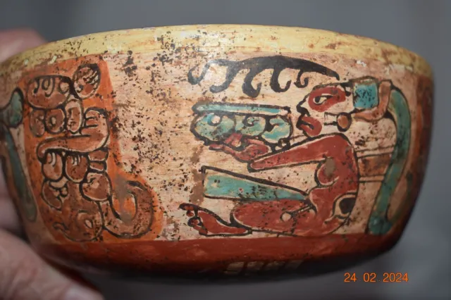 Wow!! Mayan Bowl, Glyphs, 5+"