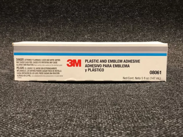 3M 08061 Plastic/Emblem Adhesive 5 Oz Tube
