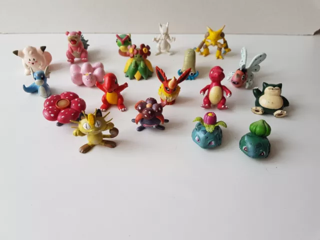 Figurine Pokémon Evolution Mewtwo, Dracaufeu, Dragonite, Blastoise