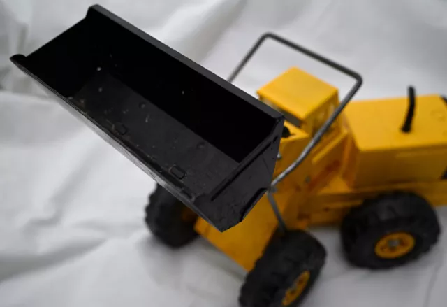 Vintage Tonka XMB-975 Yellow Front Loader Pressed Steel 2