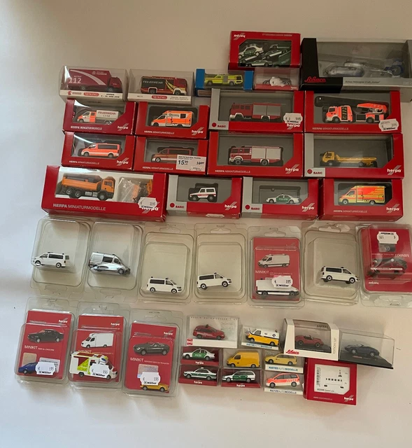 Lotto Modellini Auto, Furgoni E Minibus In Scala 1:87 - Marchi Herpa, Albedo, AWM (Germania) - Per Ricambi/Non Funzionanti