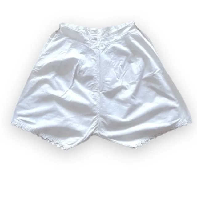 Antique 30s White cotton lace trim Undies shorts Academia Western Lagenlook