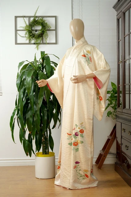 Dear Vanilla Japanese Silk Kimono Women's Robe Gown Authentic Japan Vintage Mint