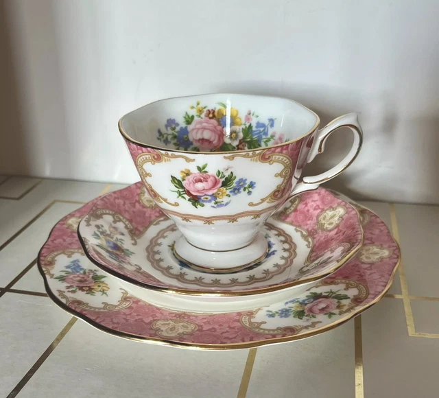 Royal Albert Lady Carlyle Plat Ovale avec Imprime Cote dIvoire