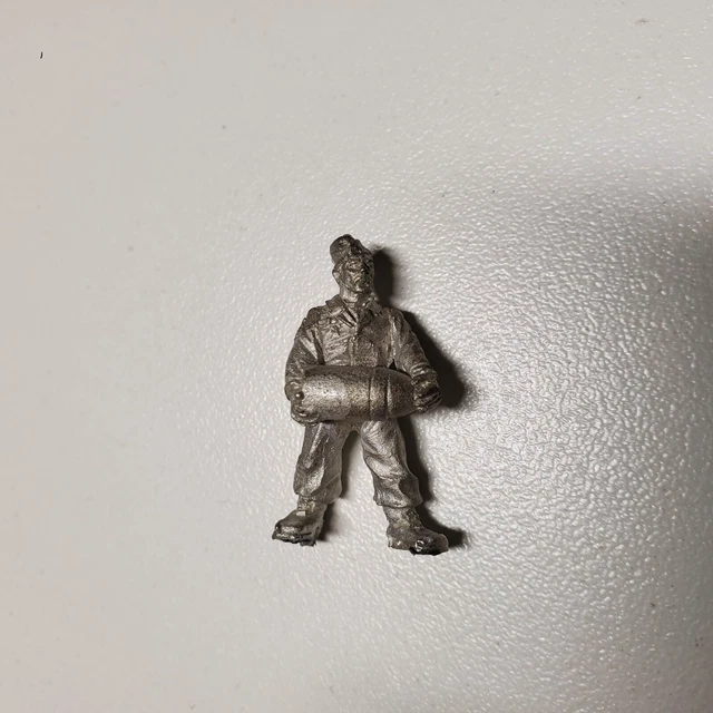 Metal Basilisk Artillery Crew Imperial Guard - Warhammer 40K X10165