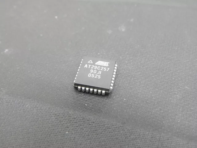 ATMEL AT29C257-90JI FLASH Memory IC 256Kb (32K x 8) Parallel 90ns 32-PLCC