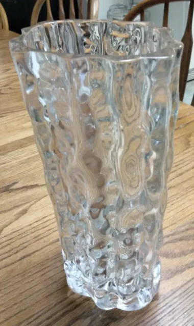 Mikasa Frostfire Wavy Glass Vase Diamond Shaped Design 9.5" Tall 2