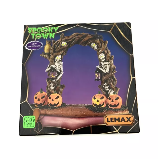 Lemax Spooky Town "Horror Arch" Lighted Accessory Skeletons Pumpkins 2021