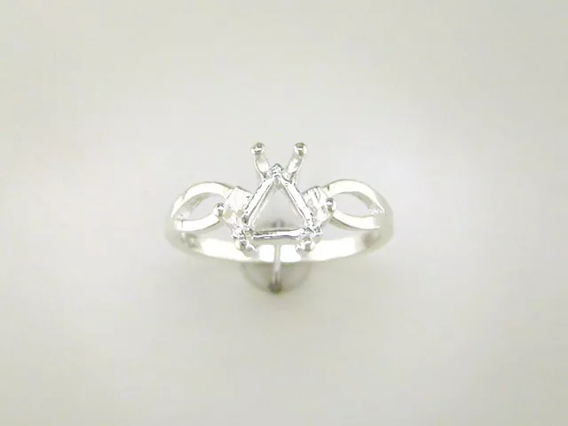 6 Prong Trillion Vee Shank Ring Setting Sterling Silver
