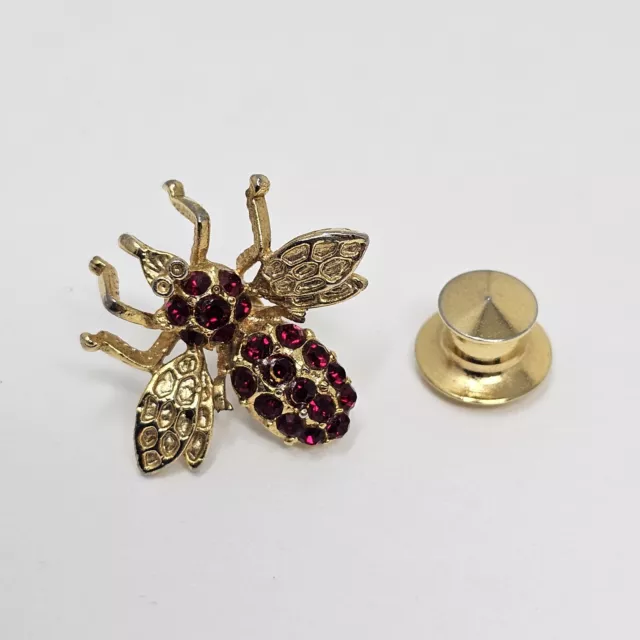 Bee Brooch Pin Pendant Red Rhinestones Gold Tone Vintage Insect Bug Jewelry