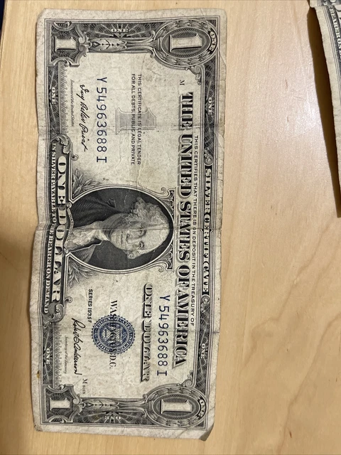 ✔ One 1935 Blue Seal $1 Dollar Silver Certificate, VG/VF, Old US One Dollar Bill
