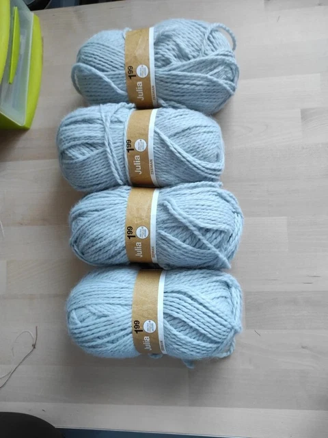 Pelotes de laine BLEU ROYAL - code couleur 1338 - Loisirs créatifs
