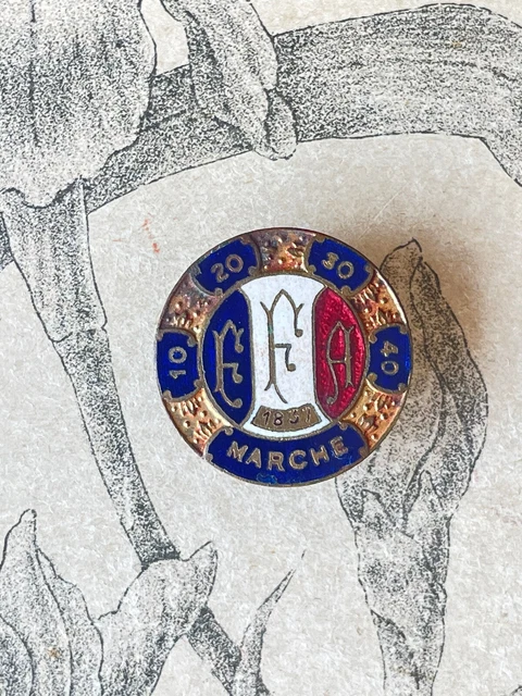 Boutonnière émaillée MARCASSIN - Insigne Club Athlétisme / Emblème Militaire Français
