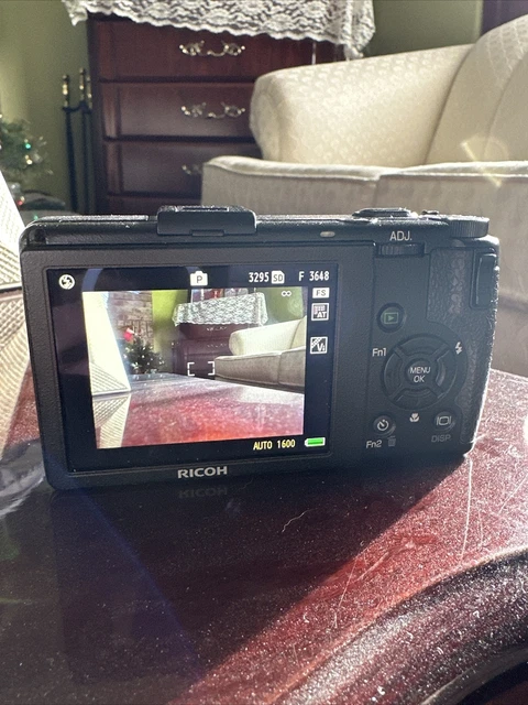 Ricoh GR DIGITAL III 10.0MP Digital Camera - Black (2009) 6