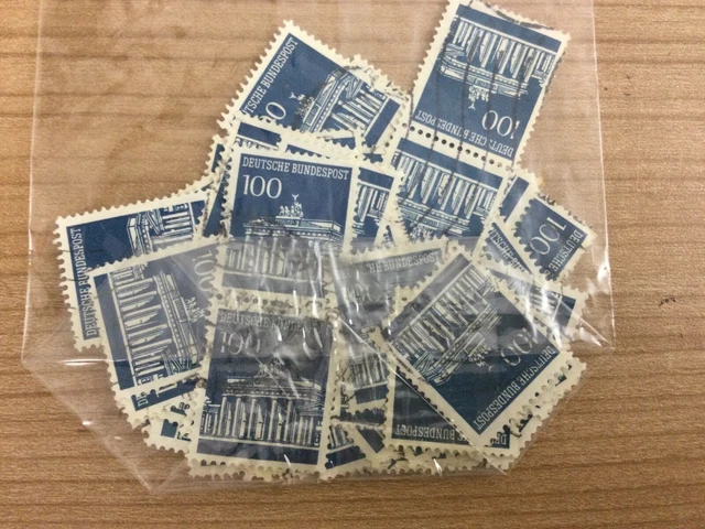 ca. 50 Briefmarken BRD 1966-1967 - Freimarken; 100 Pfg. MiNr. 510; gestempelt