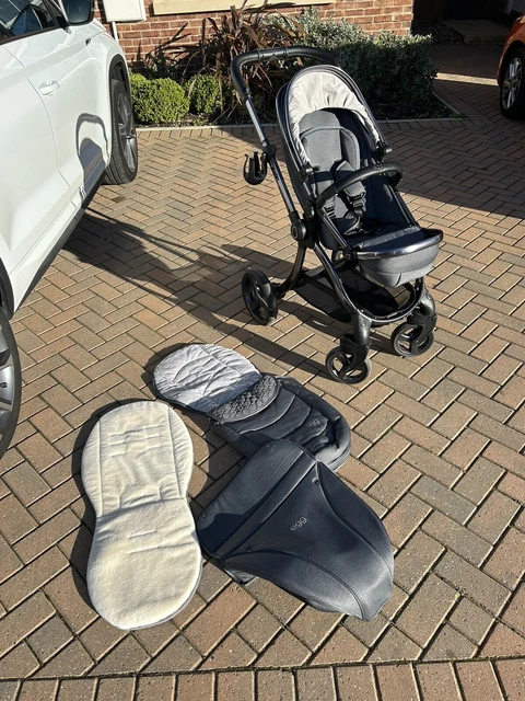egg 2 pram travel system