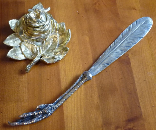 ANCIEN OUVRE LETTRE Coupe Papier En Bronze- Plume Et Patte D Oiseau EUR 22,00 - FR