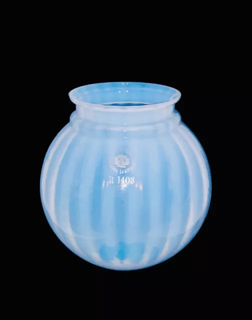 REICH KRASNA Autriche Globe De Lampe à Pétrole Verre Opalescent Shade Oil Lamp