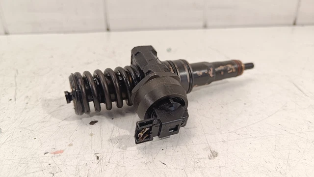 0414720215 Injecteur / 2075857 Pour Skoda Roomster 5J7 1.4 Tdi