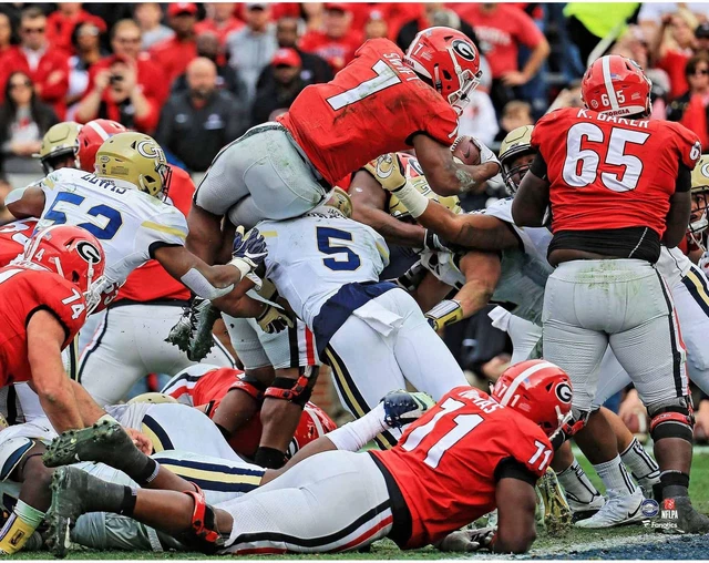 D'Andre Swift Bulldogs UnSigned Hurdles into Endzone vs Georgia Tech Photograph