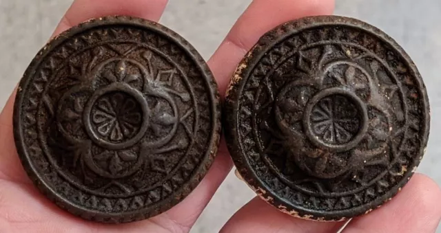 2 Antique Indoor Cast Iron Ornate Matching Door Knobs Primitive Victorian Decor