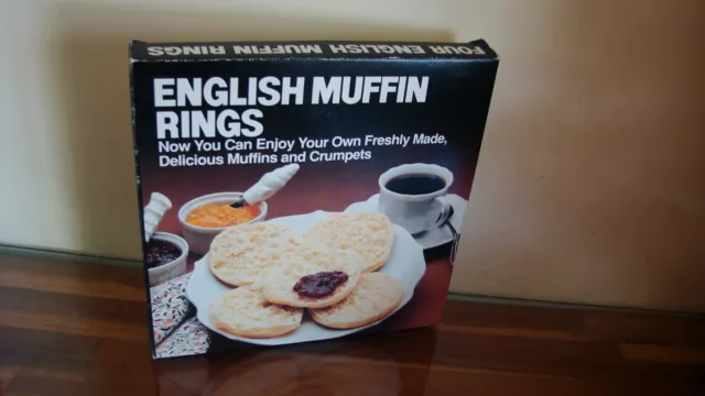 English Muffin Rings 4 Crumpets Vintage Metal Fox Run Made in USA