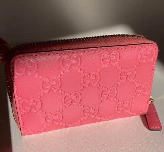 Gucci Signature Card Case Leather Pink Women’s with Bag and Box Gucci Signature Card Case Leather Pink Women’s with Bag and Box