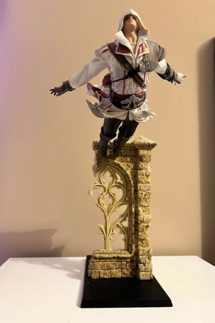 Ubisoft Collectibles Assassin's Creed II Ezio Leap Of Faith Statue 2016