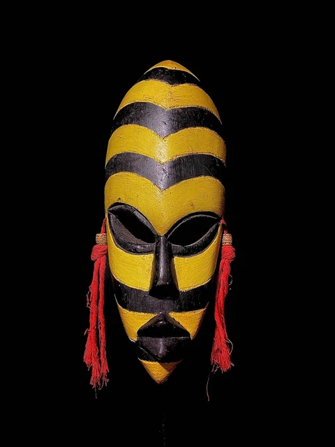 African Tribal Face Mask Wood Hand Carved Vintage Wall Hanging personal MAS-4748