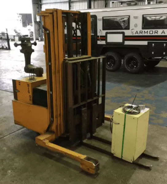 Big Joe Electric Walk Behind Forklift PDR30-158TRI 4m 1500kg 2