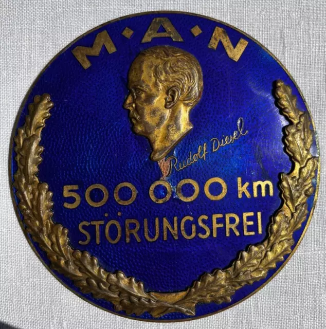 LKW-Plakette Ø11cm: MAN 500.000 km STÖRUNGSFREI, Email/Gold, ohne Halterung