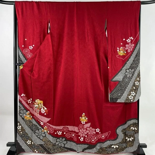 Japanese Kimono Furisode Pure Silk An Ox Drawn Coach Grass Flower Embroidery Red