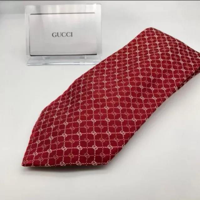 GUCCI Tie 100% Silk Men Necktie Red GG Pattern authentic no box made in Italy