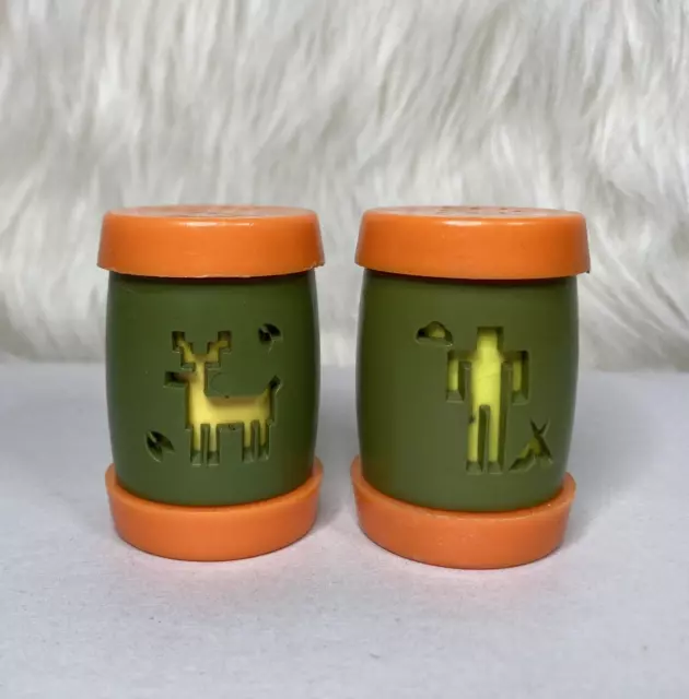 Vintage 60s Picnic Salt & Pepper Shaker Set Retro Small Plastic Southwestern