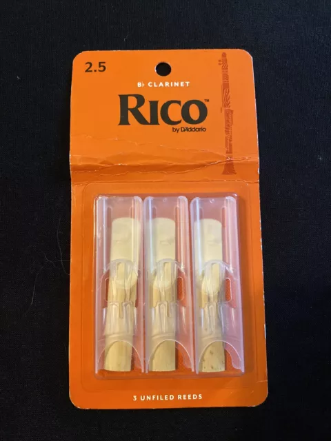 Rico by D'Addario Bb Clarinet Reeds - Strength 2.5 - Pack of 3